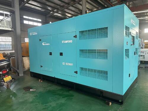 最新の企業ブログについて ガイアナの製造工場が電力不安定性の重大な問題を解決するために 400KW カミンズ ディーゼル発電機セットを導入