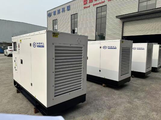 良い価格 50KW/62.5KVA 静かなディーゼル発電機セット ユーチャイエンジンと低騒音と振動のための自動安全機能 オンライン