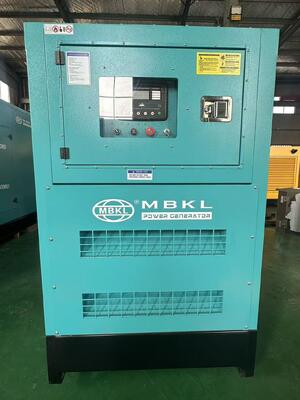 良い価格 ワイチャイサイレントタイプ:低騒音排出量と高燃費のために設計された112KW (140KVA) ディーゼルゲンセット オンライン